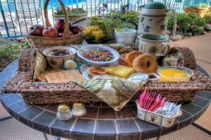 delicious complimentary breakfast at Willow Brook Lodge