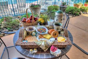 Willow Brook Lodge Free Breakfast for Guests in Pigeon Forge Hotels