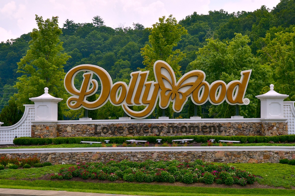 Dollywood in Pigeon Forge near Willow Brook Lodge Hotel