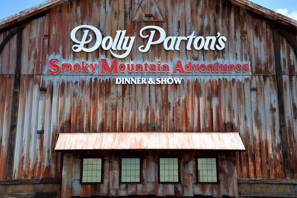 Dolly Parton's Smoky Mountain Adventure Dinner Show in Pigeon Forge TN