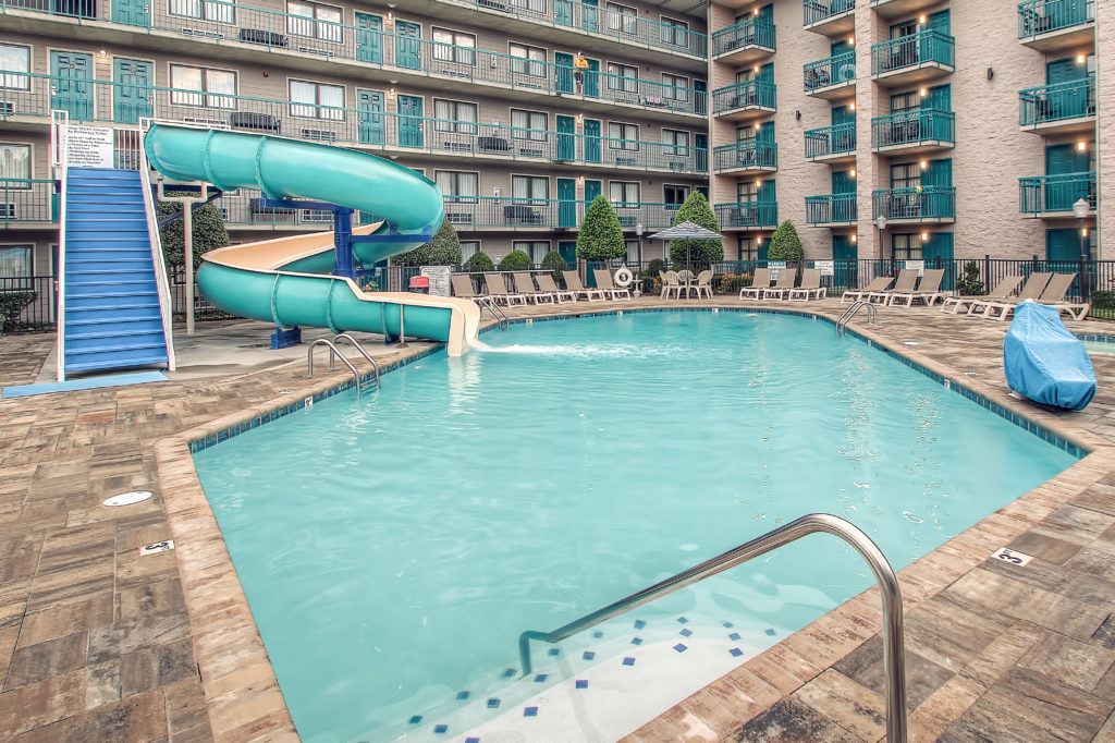 Outdoor Pools with mini water park Willow Brook Lodge Pigeon Forge