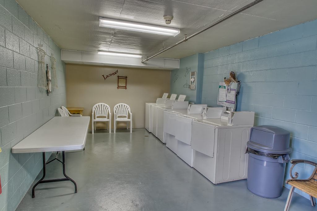 Willow Brook Guest Laundry