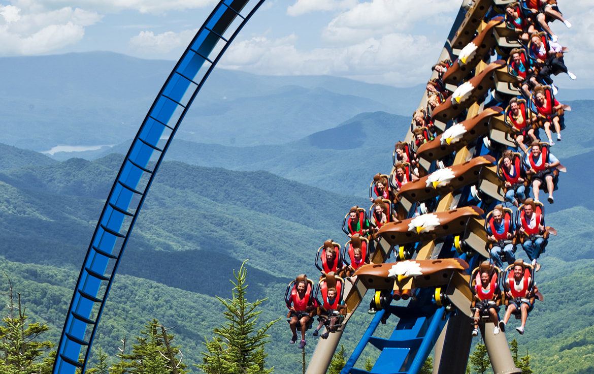 Dollywood Coaster close to Willow Brook Lodge in Pigeon Forge TN