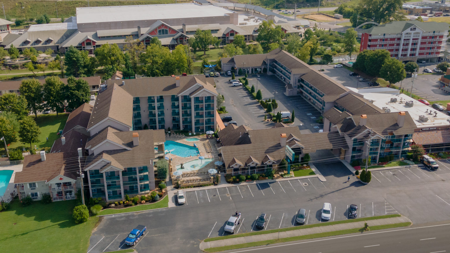 LeConte Event Center Near Willow Brook Lodge in Pigeon